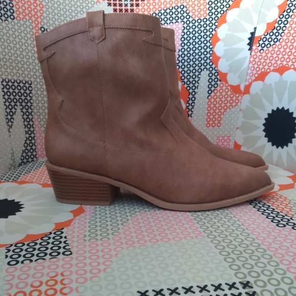 Express boots - Picture 2 of 6